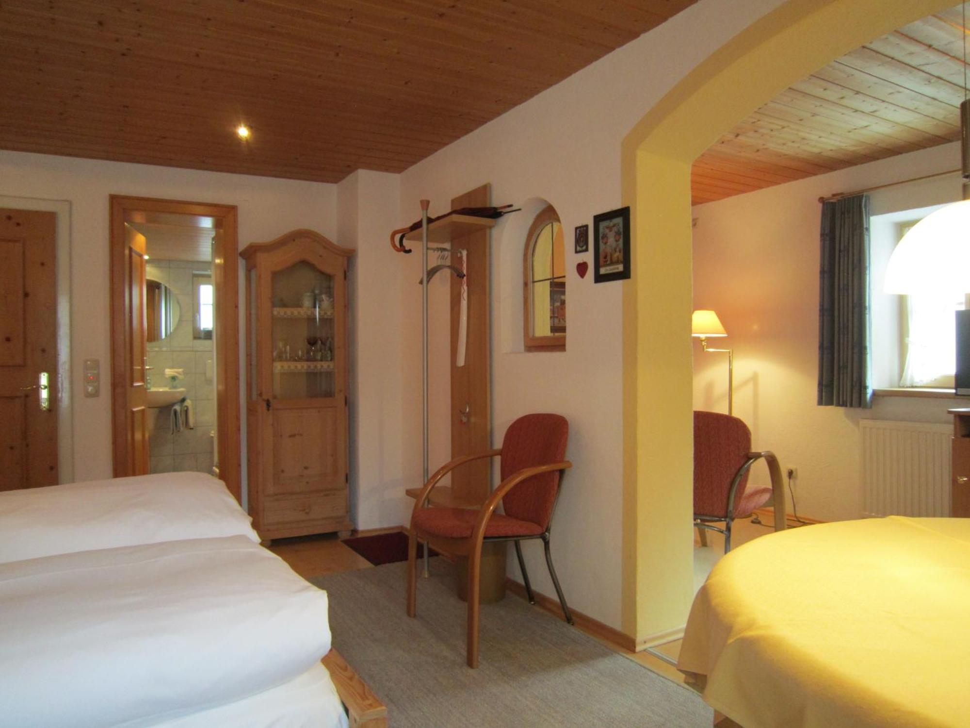Gaestehaus Unruh Oberammergau Bagian luar foto