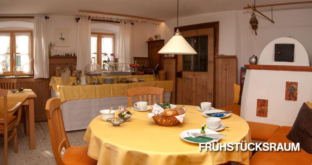 Gaestehaus Unruh Oberammergau Bagian luar foto
